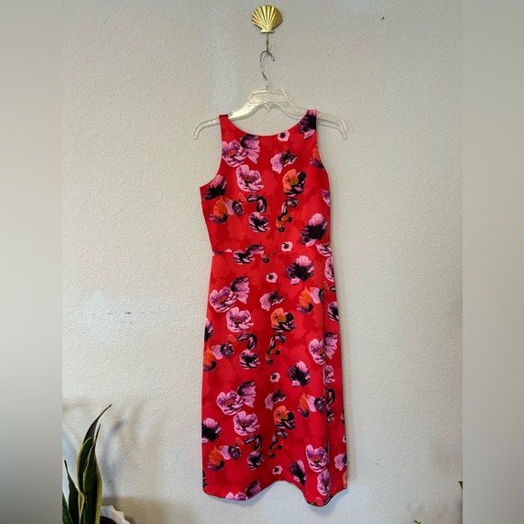 Banana Republic Poppy Floral Print Midi Dress, wrap-effect V-back with zipper - Picture 9 of 9